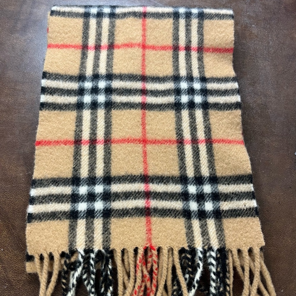 Burberry Vintage plaid Scarf